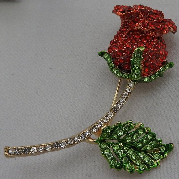 Rose Brooch - Picture 1 of 2